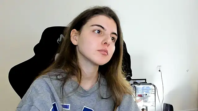 emmamurrr online show from 11.29.25