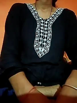 Snapshot of Mangla_Bhabhi chatting on 09.24.25 Mangla Bhabhi online show from 09.24.25