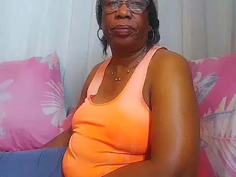 Snapshot of Freakyassnwildx chatting on 06.19.26 Freakyassnwildx online show from 06.19.26