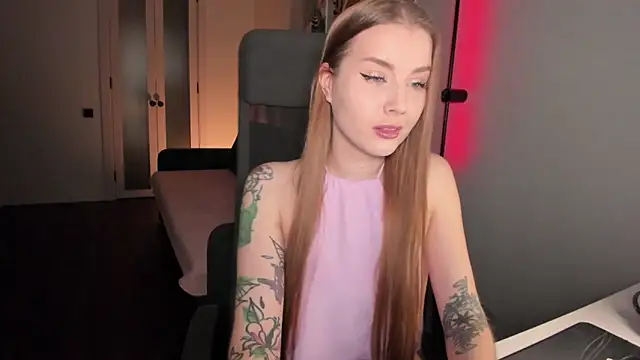 Midnight Mi online show from 10.25.25