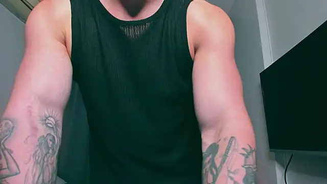 Snapshot of Samuel_Andrew chatting on 02.18.25 Samuel Andrew online show from 02.18.25