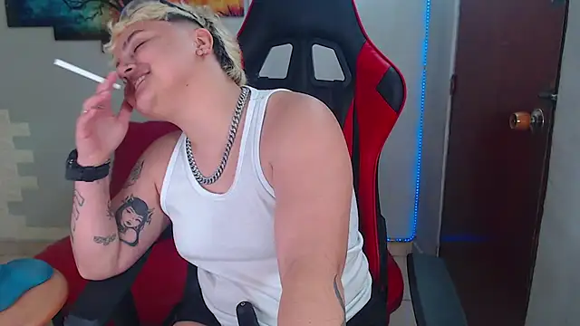 isabeautyx19 online show from 01.08.25