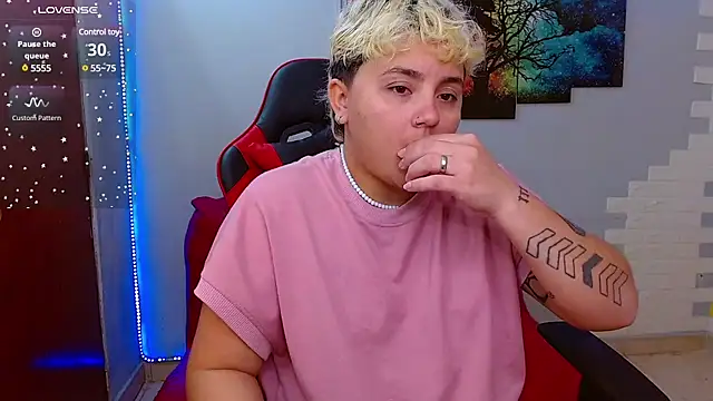 isabeautyx19 online show from 02.06.25