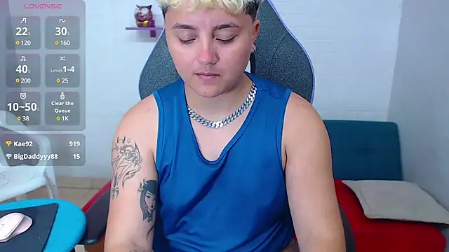 isabeautyx19 online show from 02.24.25