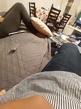 mia69x online show from 10.17.25