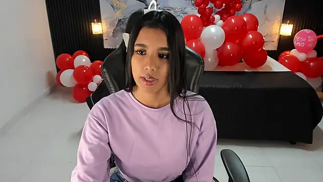 Snapshot of Ivy_16 chatting on 02.17.25 Ivy 16 online show from 02.17.25