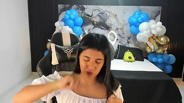 Snapshot of Ivy_16 chatting on 09.23.25 Ivy 16 online show from 09.23.25