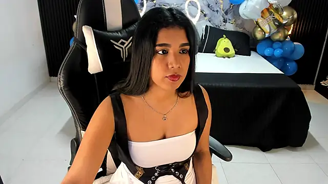 Snapshot of Ivy_16 chatting on 09.24.25 Ivy 16 online show from 09.24.25