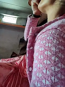 Snapshot of Hi_Radhika chatting on 02.01.25 Hi Radhika online show from 02.01.25