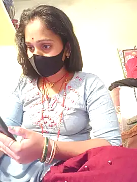 Snapshot of Hi_Radhika chatting on 02.25.25 Hi Radhika online show from 02.25.25