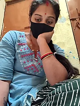 Snapshot of Hi_Radhika chatting on 03.17.25 Hi Radhika online show from 03.17.25