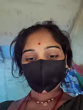 Snapshot of Hi_Radhika chatting on 11.09.25 Hi Radhika online show from 11.09.25