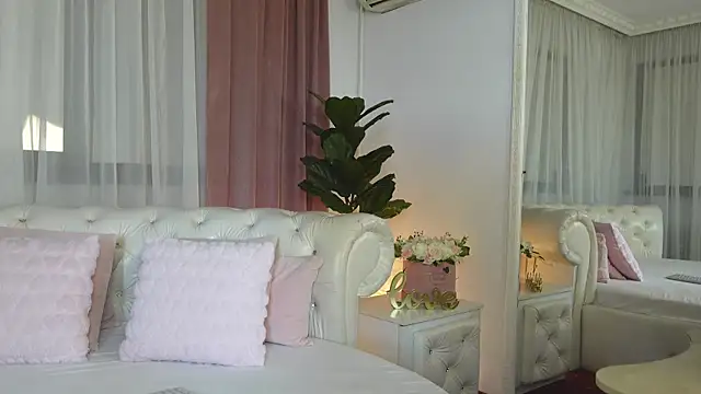 NinaCrystal1 online show from 07.23.26