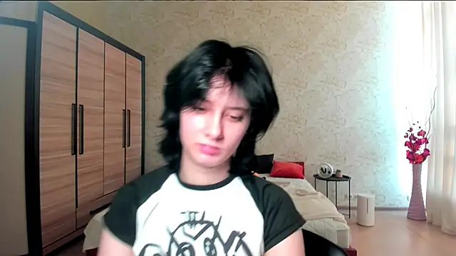 JulisSweet online show from 02.10.25