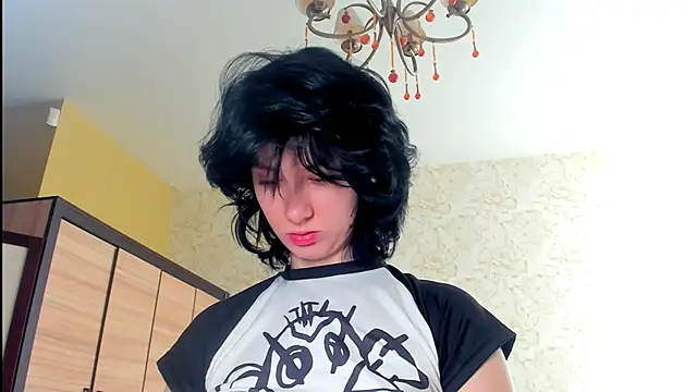 JulisSweet online show from 03.15.25