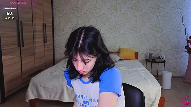 JulisSweet online show from 11.30.25