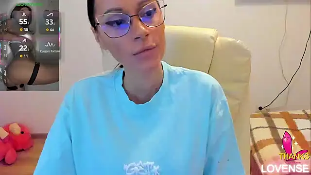 Snapshot of kissnicol32 chatting on 03.07.26 kissnicol32 online show from 03.07.26