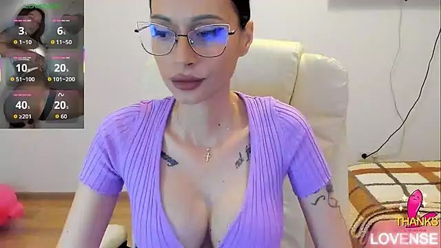 Snapshot of kissnicol32 chatting on 03.16.26 kissnicol32 online show from 03.16.26