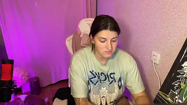 Snapshot of Katrin__kiss chatting on 11.12.25 Katrin kiss online show from 11.12.25