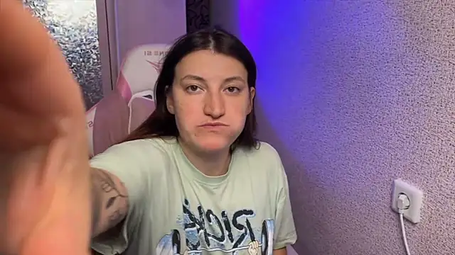 Katrin  kiss online show from 04.22.26