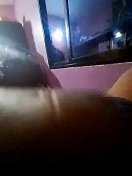 Snapshot of ind_hero chatting on 10.16.25 ind hero online show from 10.16.25