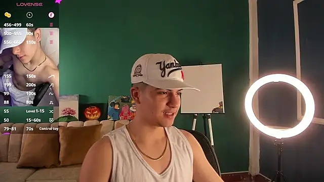 Brat  online show from 02.10.25