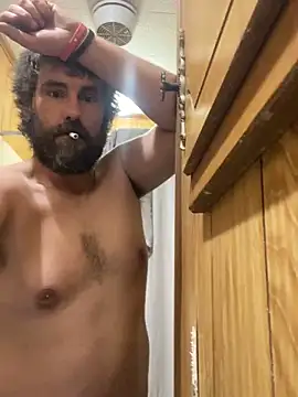 Snapshot of bigJohnson223 chatting on 10.27.25 bigJohnson223 online show from 10.27.25