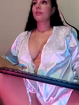 ReiyaRey online show from 05.17.26
