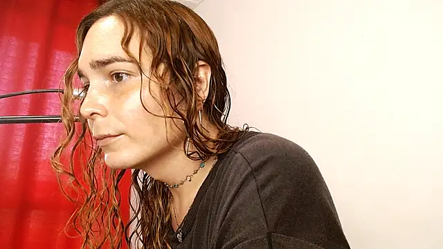 Snapshot of Catnessa chatting on 10.27.25 Catnessa online show from 10.27.25