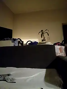 Snapshot of gala2 chatting on 01.27.25 gala2 online show from 01.27.25