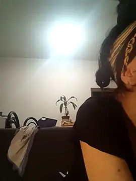 Snapshot of gala2 chatting on 01.29.25 gala2 online show from 01.29.25