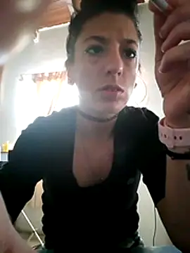 Snapshot of gala2 chatting on 11.23.25 gala2 online show from 11.23.25