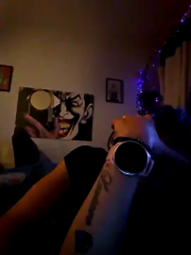 Snapshot of gala2 chatting on 12.03.25 gala2 online show from 12.03.25