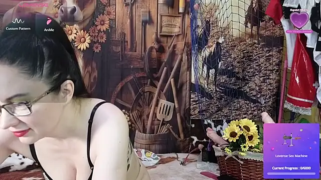 Snapshot of DashaHart chatting on 12.13.24 DashaHart online show from 12.13.24