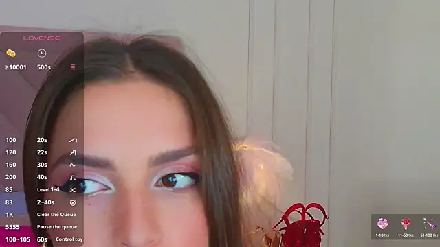 Snapshot of BellaHalles chatting on 03.22.25 BellaHalles online show from 03.22.25