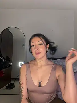 keilelewis online show from 03.13.25