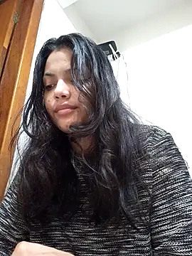 Snapshot of bombomepimenta chatting on 10.13.25 bombomepimenta online show from 10.13.25