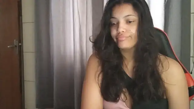 Snapshot of bombomepimenta chatting on 11.30.25 bombomepimenta online show from 11.30.25