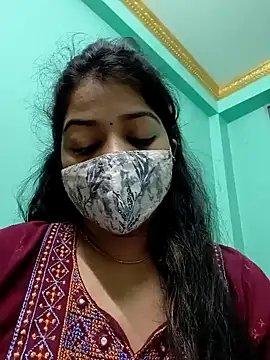 Snapshot of Monalisa_Singh chatting on 12.24.24 Monalisa Singh online show from 12.24.24