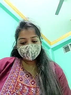 Snapshot of Monalisa_Singh chatting on 12.30.24 Monalisa Singh online show from 12.30.24