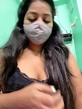 Snapshot of Monalisa_Singh chatting on 02.04.25 Monalisa Singh online show from 02.04.25