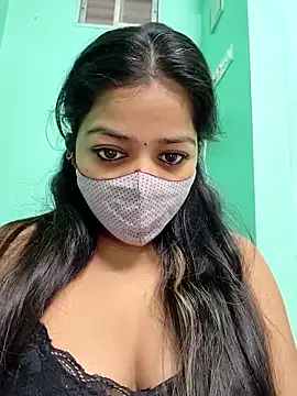 Snapshot of Monalisa_Singh chatting on 02.07.25 Monalisa Singh online show from 02.07.25