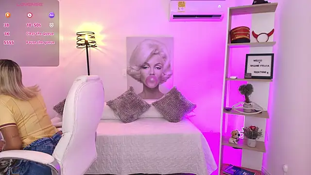 SALOOMEE   online show from 01.31.25