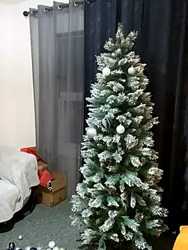 Snapshot of Yourhotboy_42 chatting on 11.29.25 Yourhotboy 42 online show from 11.29.25