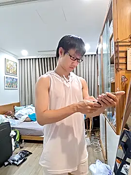 Snapshot of horny_slavedog chatting on 09.25.25 horny slavedog online show from 09.25.25