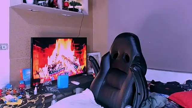 naugthy dominant online show from 12.09.24