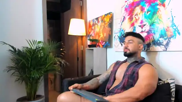 naugthy dominant online show from 12.01.25