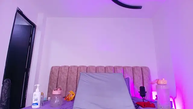 diane di online show from 11.27.25