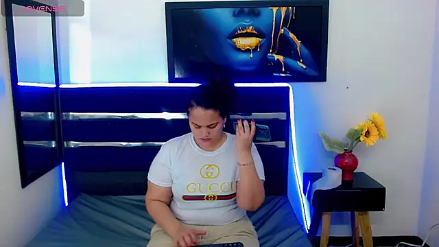 brunnette hot online show from 09.21.25