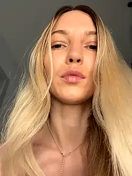 Adelina0001 online show from 11.13.25